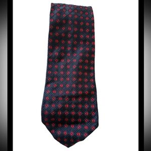 Ermenegildo Zegna Elegant Red and Navy Silk Tie Patterned Tie